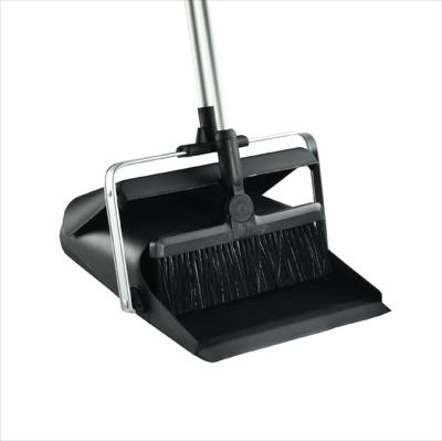 BRUSH AND SWING DUSTBIN SET
